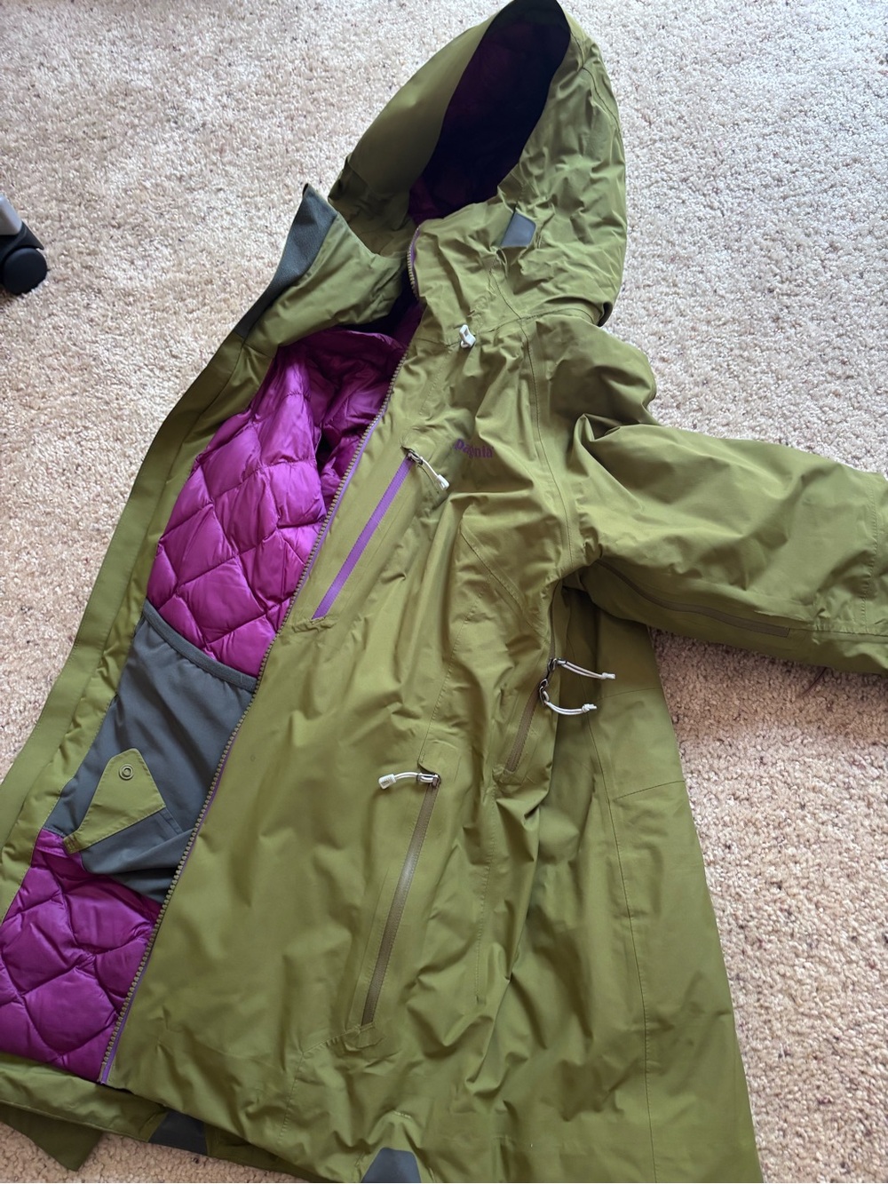 Patagonia Olive Green Women's Waterproof Hooded insSki Jacket with Purple Accent - Picture 8 of 10